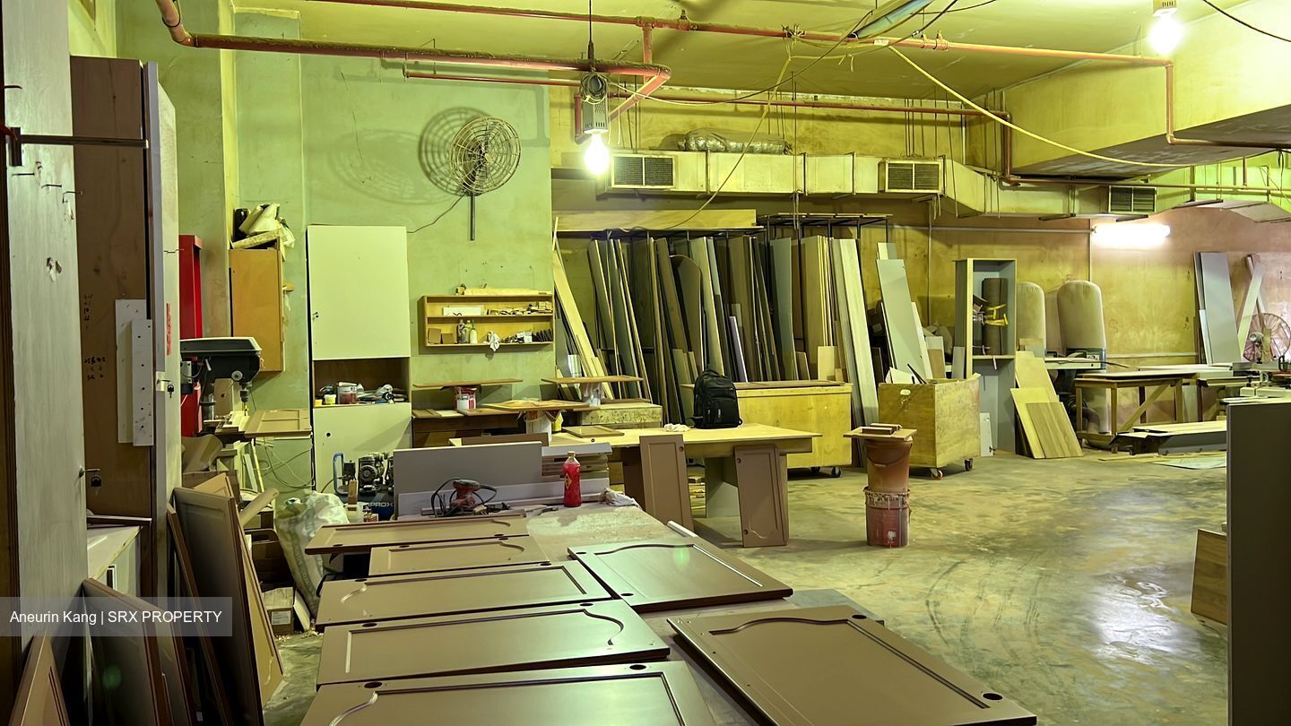 Mandai Industrial Building (D25), Factory #556010911